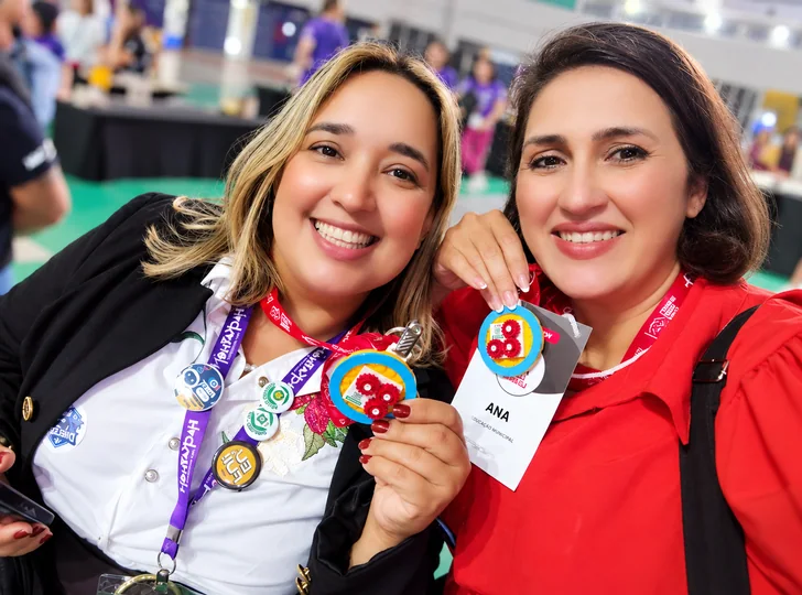 Avaliadoras na FIRST LEGO League