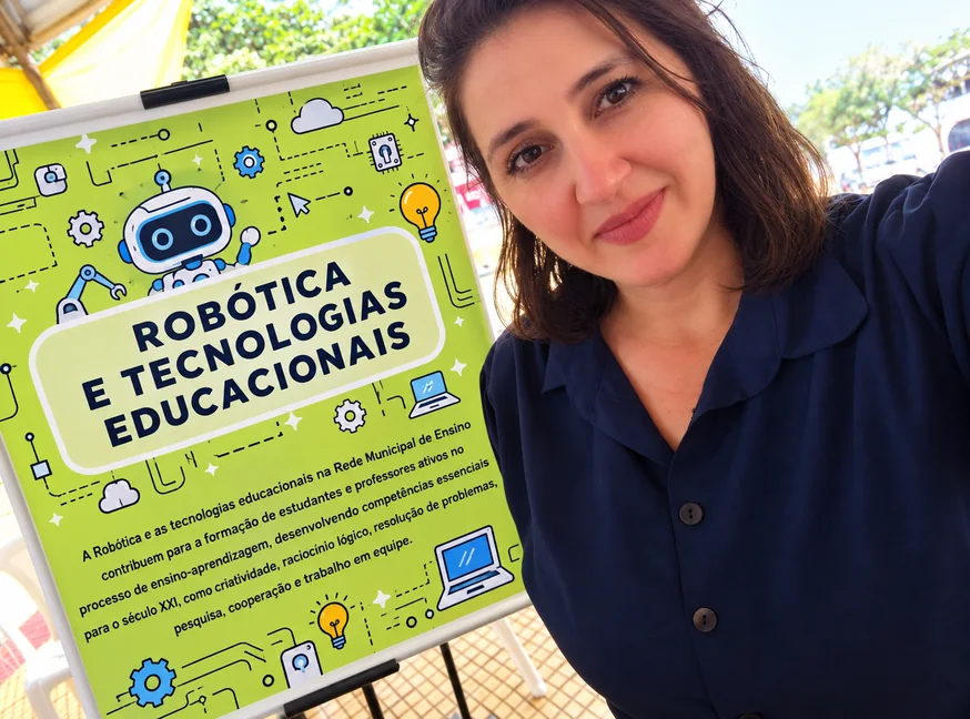 Ana em evento sobre tecnologia e literatura